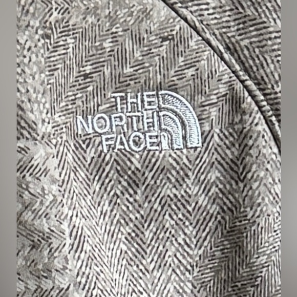 *NEW* - NORTH FACE "WOMEN'S' NEVER STOP EXPLORING JACKET (SMALL) - Picture 4 of 13